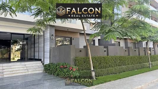 For sale Apartment Directly on Suez Road Opposite Madinaty Overlooking pools in the heart of Shorouk City in Lavista patio Sola