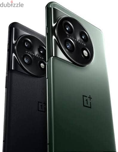 One Plus 11 Cracked Screen needs replacement 1