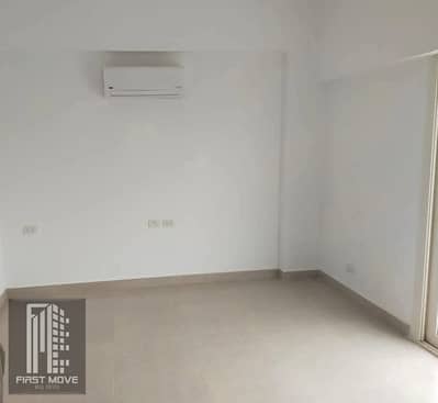 Immediate receipt inside Mayan Compound Al Shorouk, fully finished apartment of 126 meters directly in front of the open air mall and on the Suez Road with a special discount for cash and installment up to 10 years