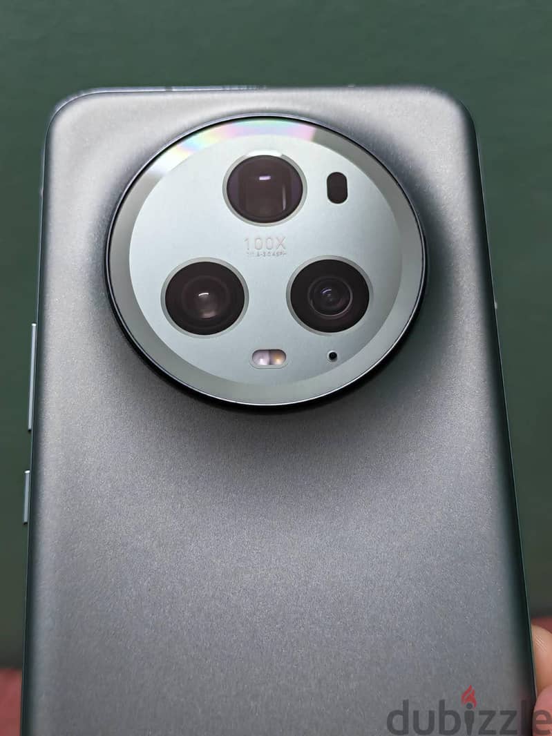 Honor Magic 5 Pro 16/512 4