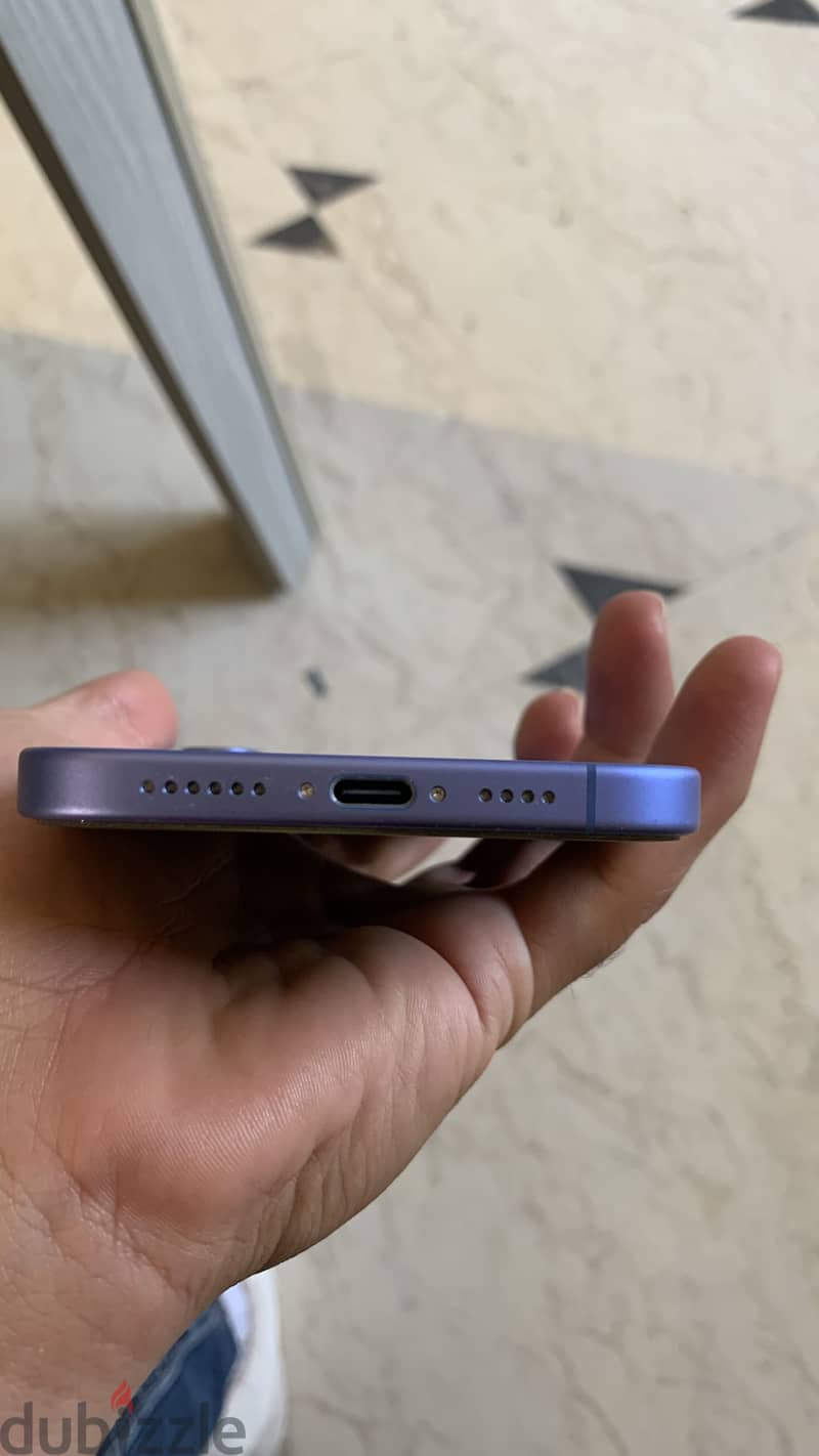 Apple - iPhone 16 Plus 1