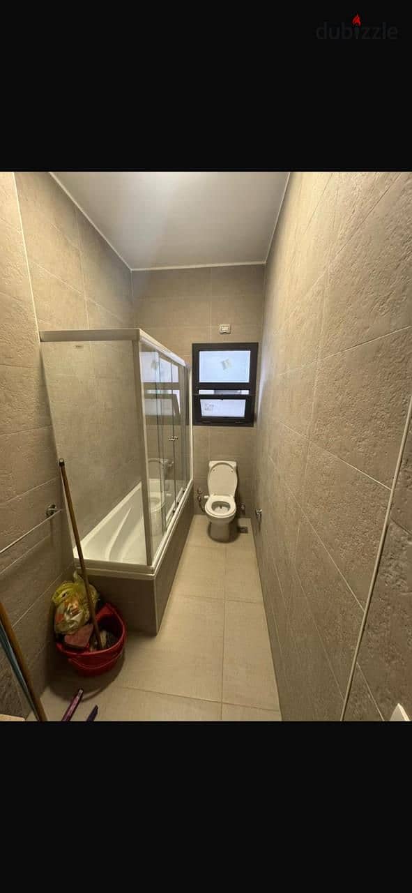 شقة بـ٣ غرف نوم في فيفث سكوير المراسم، صورة ١٩ من ١٩