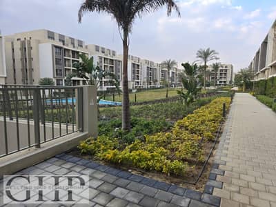 Best View Apartment 167m Fully Finished  for Sale With Installment  in Fifth Square El Marasem New Cairo