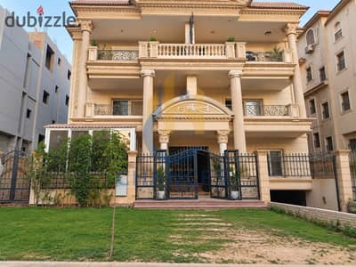شقة للبيع في غرب الجولف/حي الوزراء/ارضي مرتفع