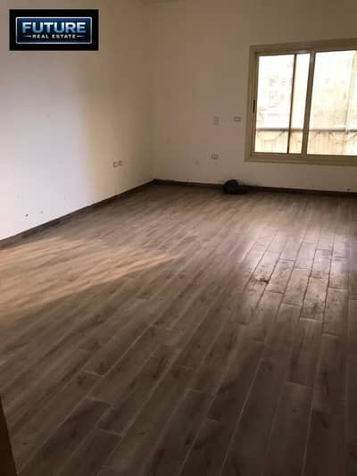 Duplex 200 m + 150 m garden in the 16th district in Sheikh Zayed in front of Mazaar Mall