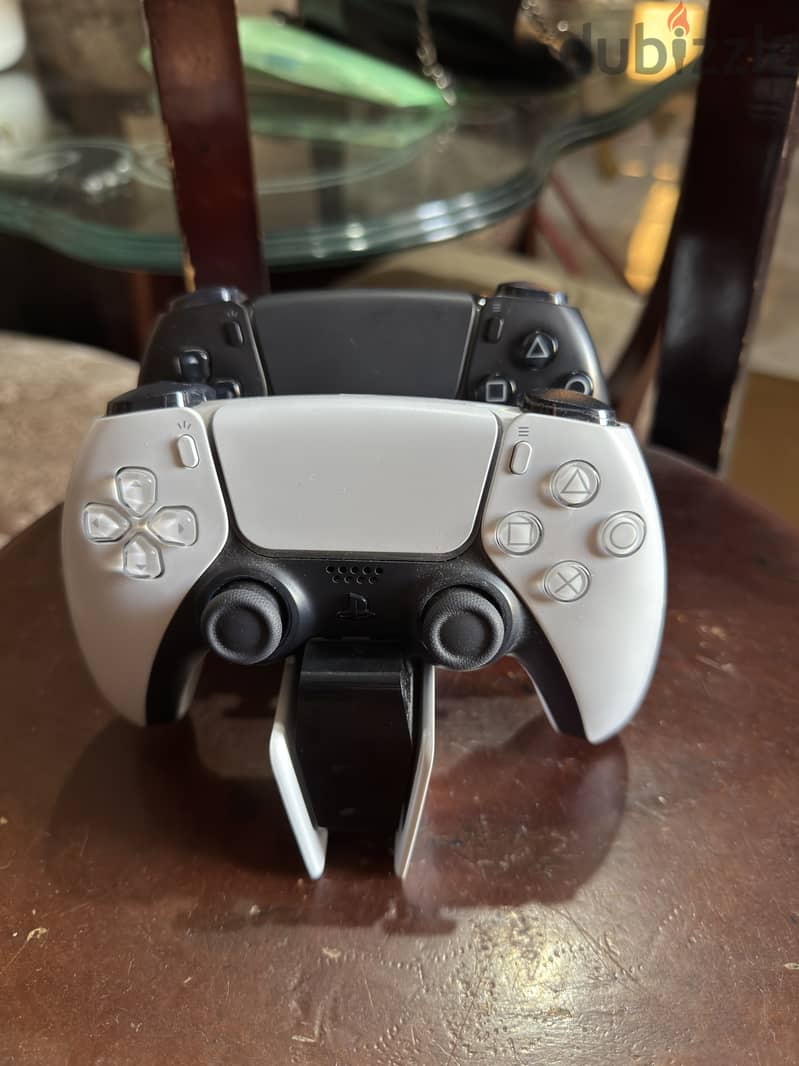 PlayStation 5 Disc Edition 3