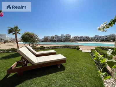Chalet With Garden Fully Furnished Directly On the Lagoon in Swan Lake Gouna