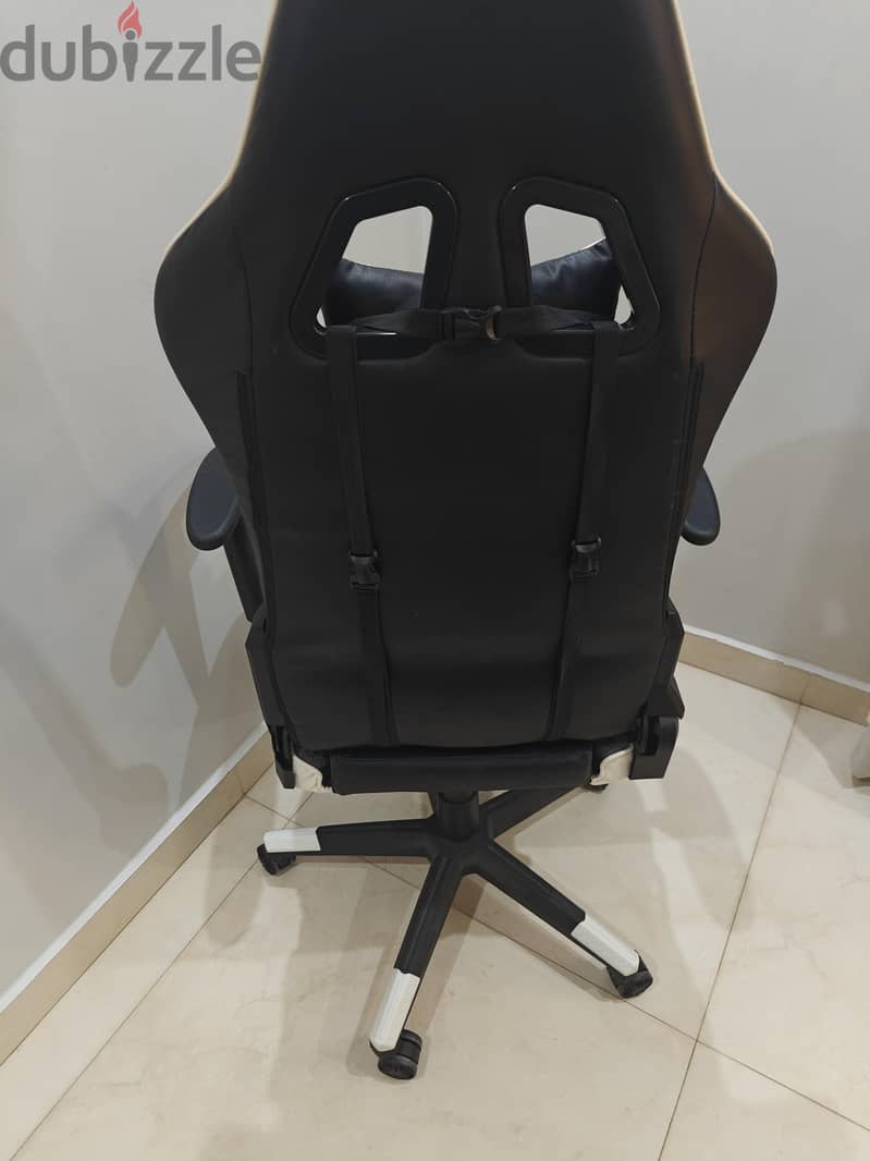 Gaming chair 2