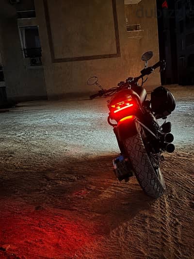 Keeway Superlight 200, كيواي سوبرلايت ٢٠٠