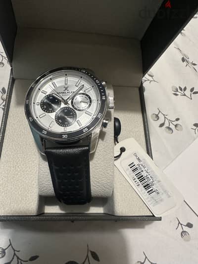 ساعه رجالي ماركه daniel klein جديده غير مستخدمه تماماً