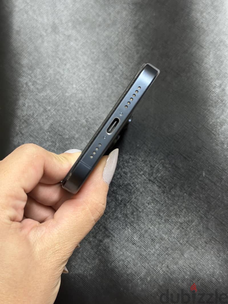 Apple - iPhone 15 Pro Max 1
