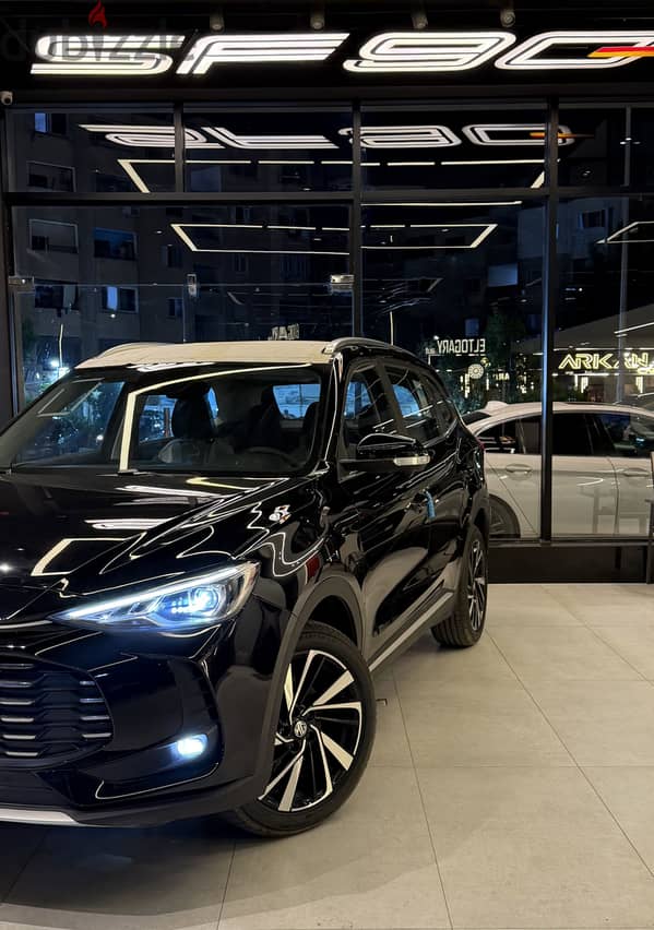 بعد طول انتظار mg zs لاكشري الجديدة وبمواصفات جديدة وموتور تيربو