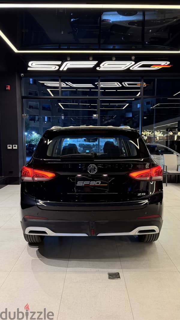 بعد طول انتظار mg zs لاكشري الجديدة وبمواصفات جديدة وموتور تيربو