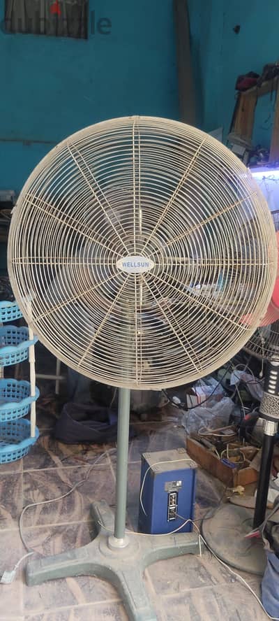 مروحة عمود Wellsun