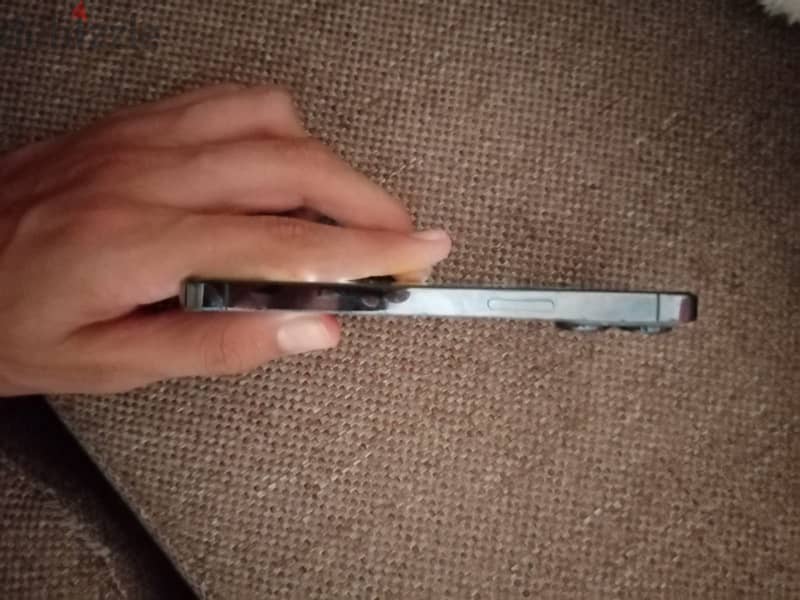 آبل - آيفون 13 برو 3