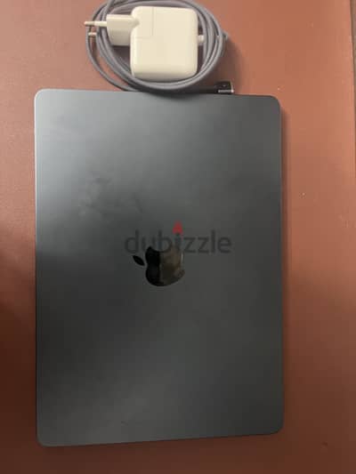 MacBook air M2 chip 2024 used like new