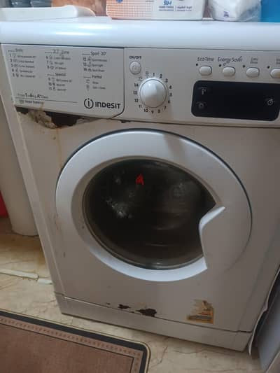 غسالة indesit ٦ كيلو محتاجة أكس