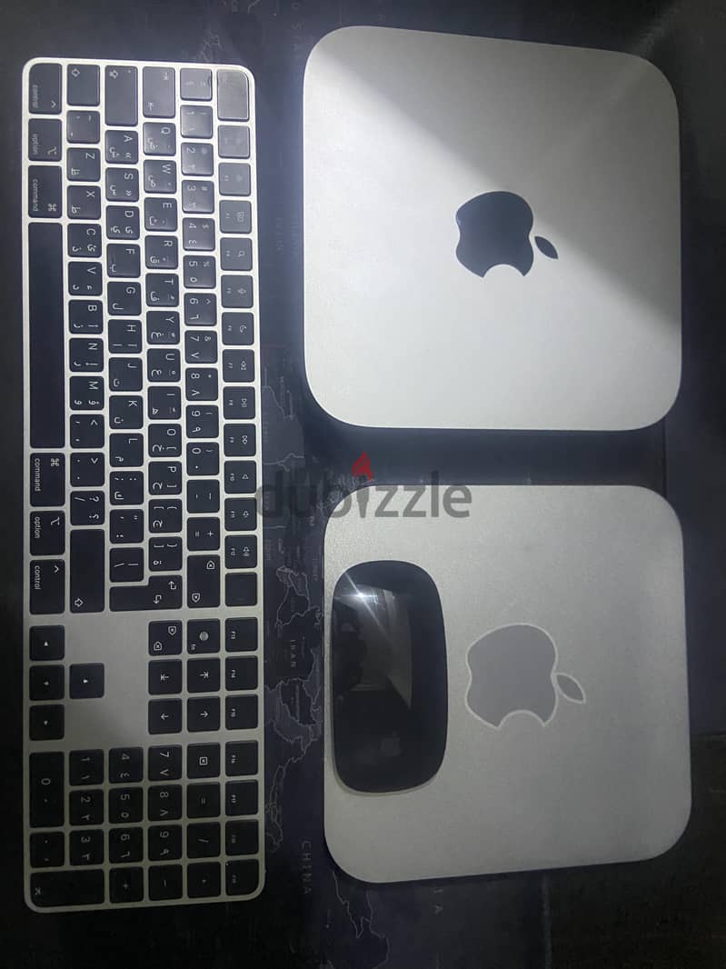 Mac Mini Setup | Keyboard + Magic Mouse + Dock 1