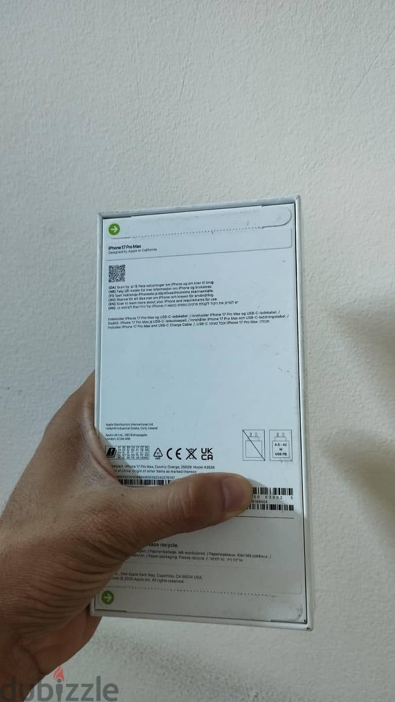 Apple - iPhone 17 Pro Max 1