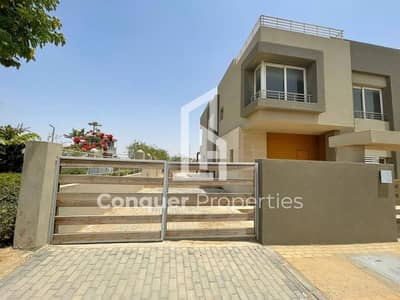 Villa 8BR Open View For Sale At Palm Hills New Cairo