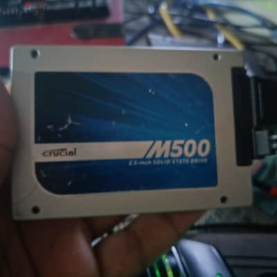hard disk crucial 500 gb ssd
