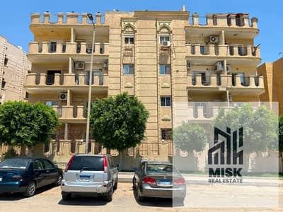 Semi-finished 360 sqm duplex in the Ninth District,  Taha Hussein Street, ground floor & basement, 3 bedrooms, 2 bathrooms, terrace and 170 sqm garden