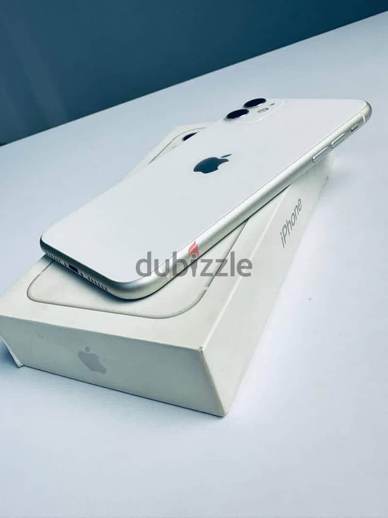 Apple - iPhone 11 3