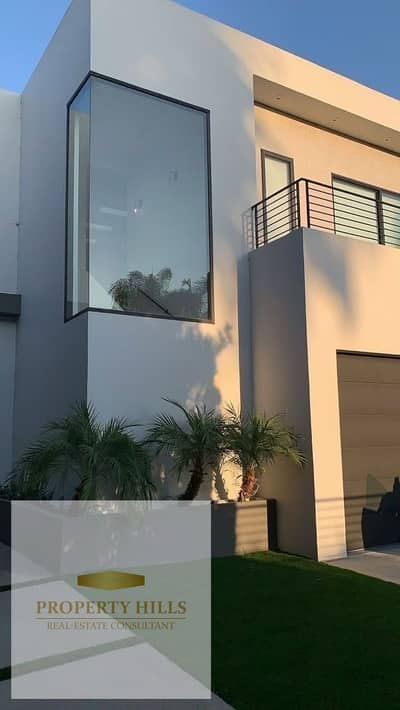 Villa for sale in the heart of the Golden Square with a landscape view at the lowest price in the market. Villa for sale in the heart of the Golden Square with a landscape view at the lowest price in the market.