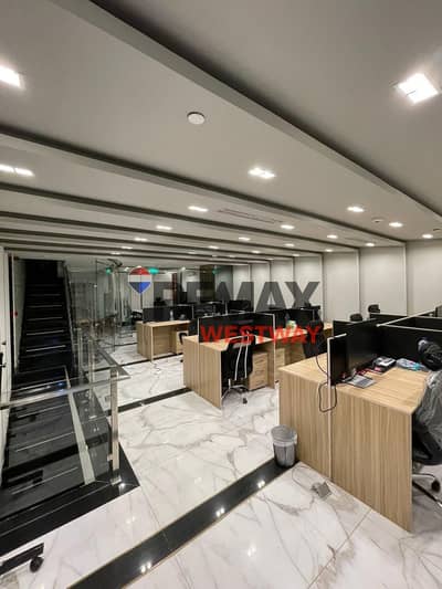 مكتب و مبني اداري مستقل بمدخل خاص في الكورت يارد قلب الشيخ زايد office and seprate building for rent in the courtyard with private entrance zayed