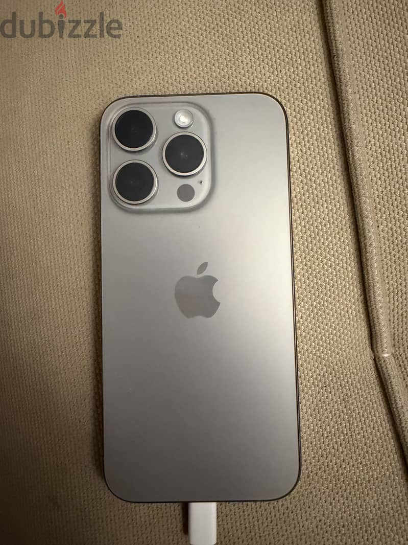 Apple - iPhone 15 Pro 4