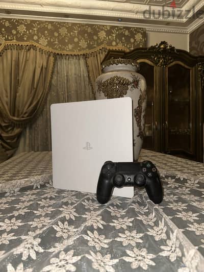 PS4 Slim - 500 GB استعمال منزلى