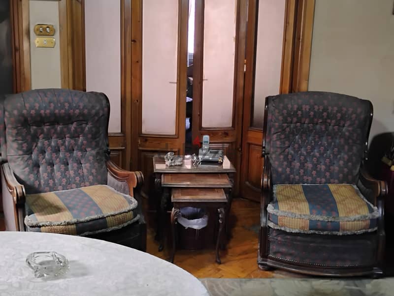 used living room 3