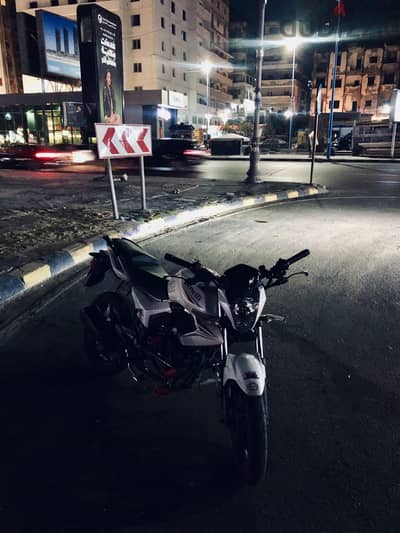 Benelli vlr 200 sport