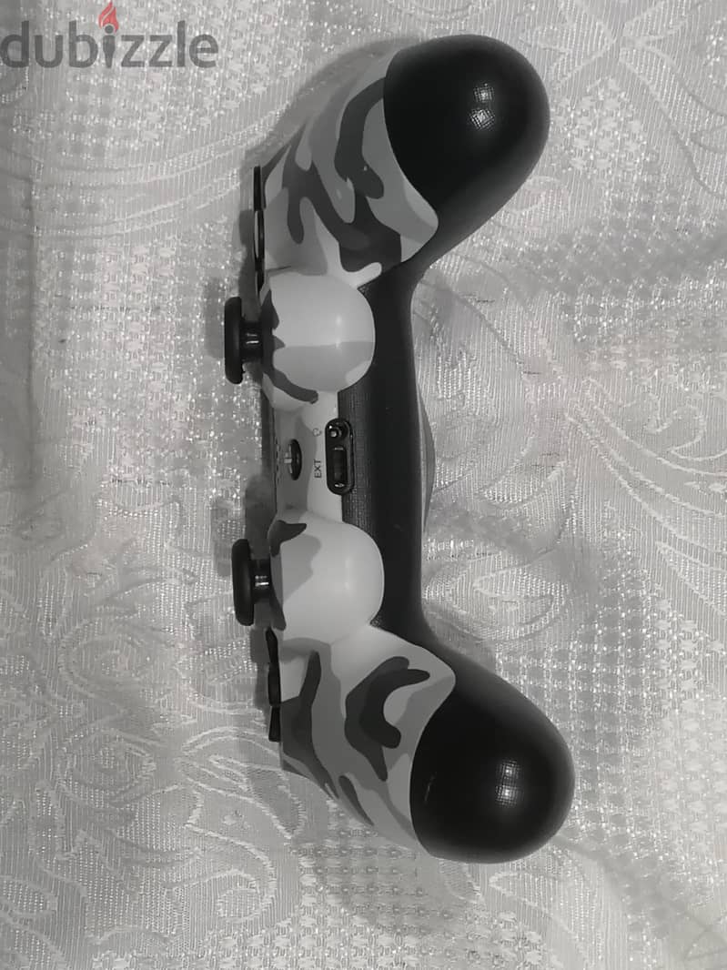 Sony DualShock 4  Military edition 1