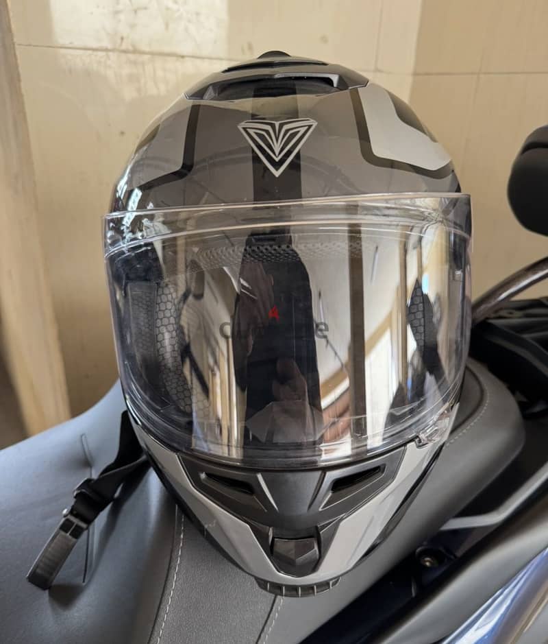 NZI  helmet 3