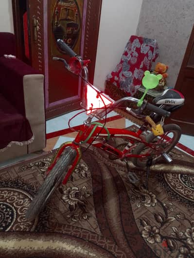 عجله وحش للبدل  بحاجه أعلا فقط