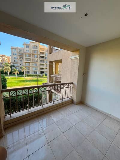 Opportunity to rent in the most prestigious and distinguished phase of Madinaty, B3, with the best view and location. The area is 107 square meters, w