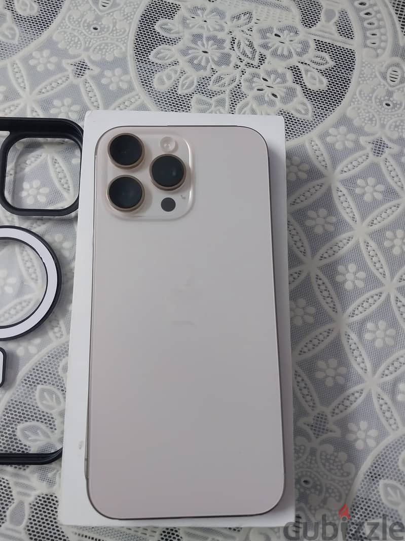 Apple - iPhone 16 Pro Max 5