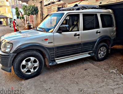 ماهيندرا سكوربيو 2008