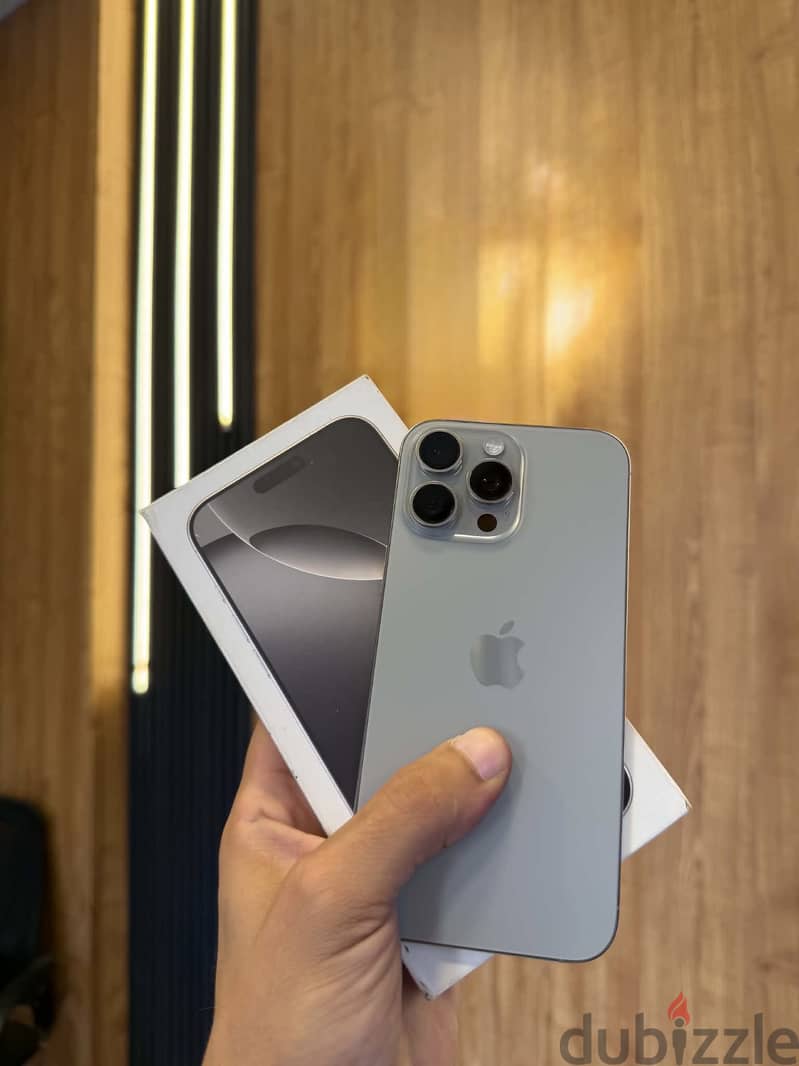 Apple - iPhone 16 Pro Max 1