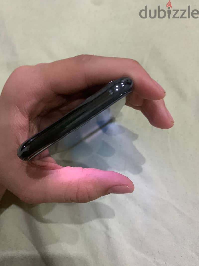 Apple - iPhone 11 Pro 2