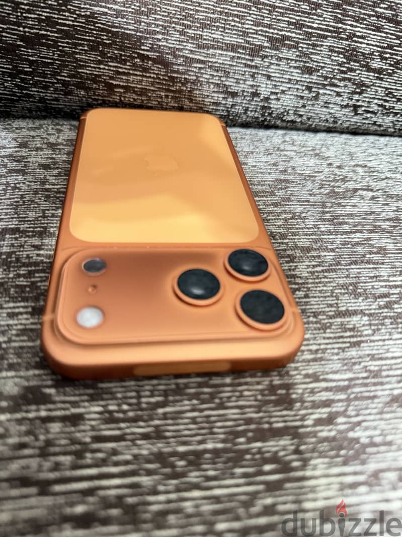 iPhone 17 Pro Max 3