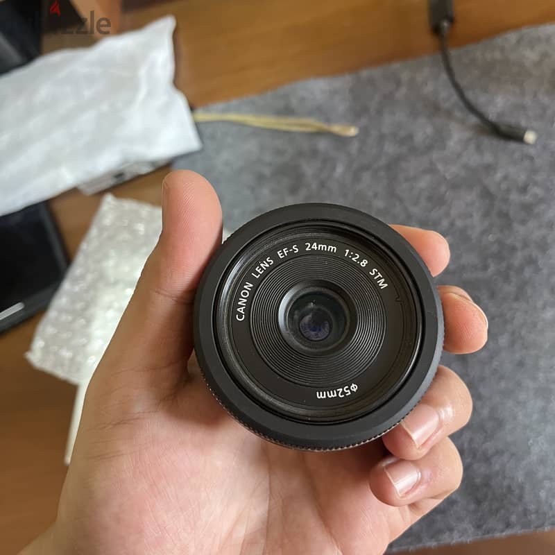 عدسة كانون 24mm 1