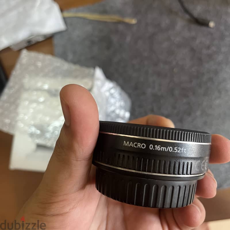 عدسة كانون 24mm 2