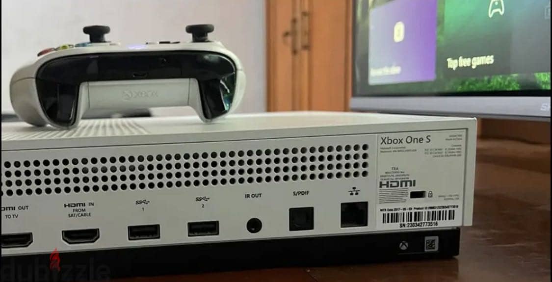 X box one s 1