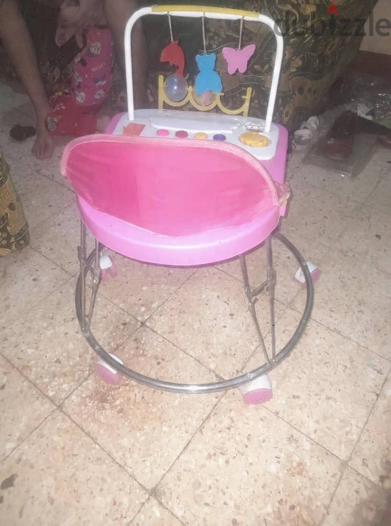 مشاية اطفال 1