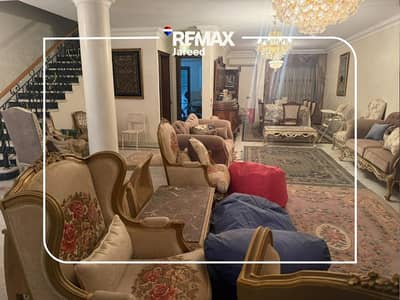 تاون هاوس للإيجار في مينا جاردن سيتي  6   (Mena Garden City)  أكتوبر بالمطبخ والتكييفات