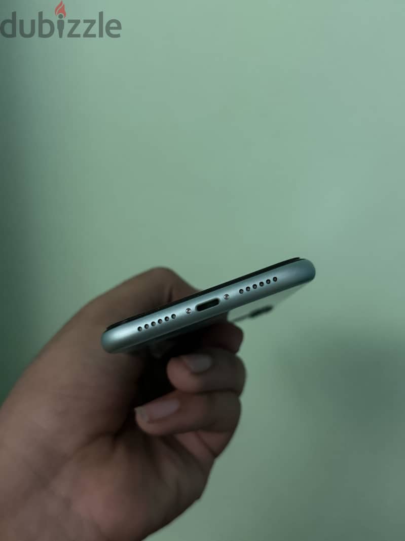 Apple - iPhone 11 2