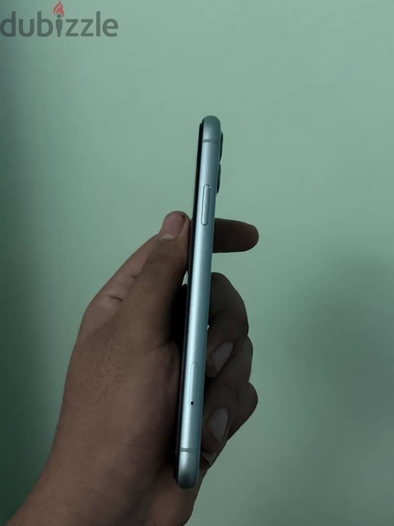 Apple - iPhone 11 4