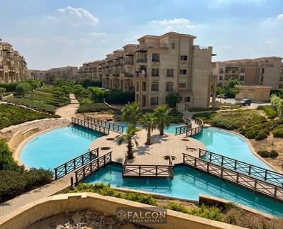 بينتهاوس [كورنر] اطلاله مباشره MEGA POOL كل الغرف بفيو استلام فوري في كمبوند ستون ريزيدنس Stone Residence التجمع الخامس بالقرب من قطاميه هايتس و مارك